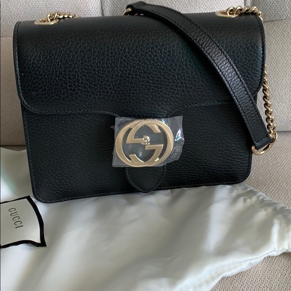 NEW Gucci purse, gorgeous black leather!